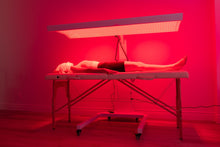 Load image into Gallery viewer, Rouge Curve - Red Light Therapy Panel on Motorized Stand - Rouge